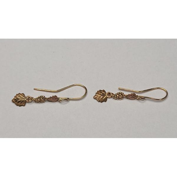 10K Gold Black Hills Gold Dangle Earrings - Weight: 1.3g