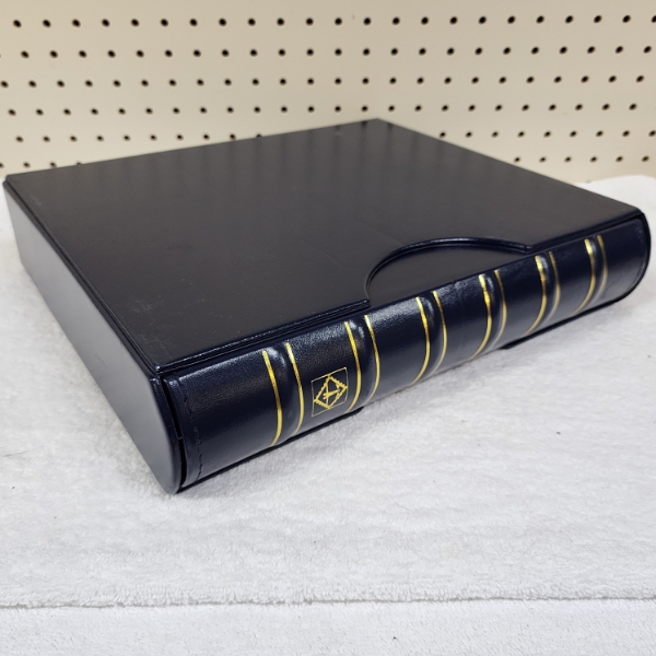 High-Quality Coin Slab Storage Binder with Protective Cover