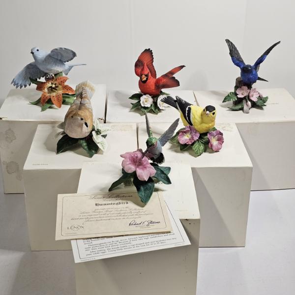 IMMACULATE!!! The Lenox Garden Bird Collection Fine Porcelain Figurine Set - Six Figures! (see pics)
