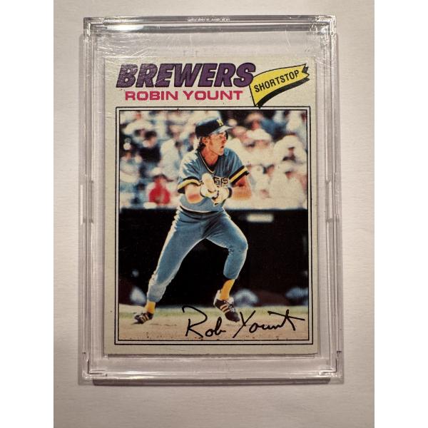 1977 Topp Robin Yount Brewers Baseball Card - Exceptional Condition
