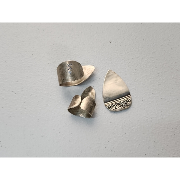 3 Sterling Silver Miscellaneous Pieces - Total Weight: 11.9g