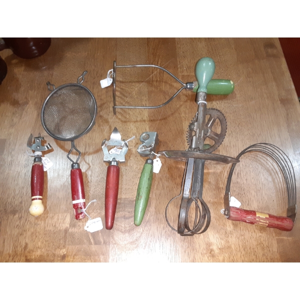 Vintage Set Of Kitchen Ware - Utensils / Tools - 7 Pcs As Shown