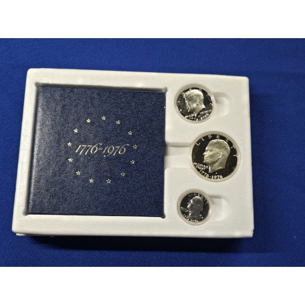 1776-1976 United States Bicentennial Silver Proof Set with Display Case - 3 Coin Set