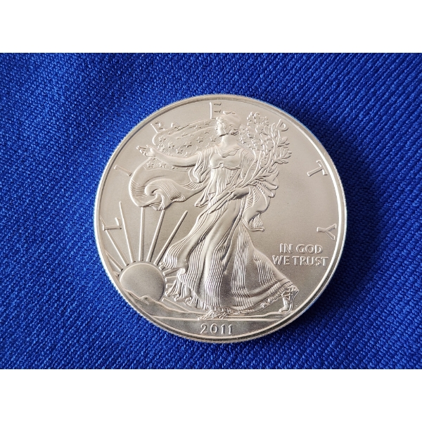 2011 Silver American Eagle $1 Coin - 1 oz .999 Fine Silver