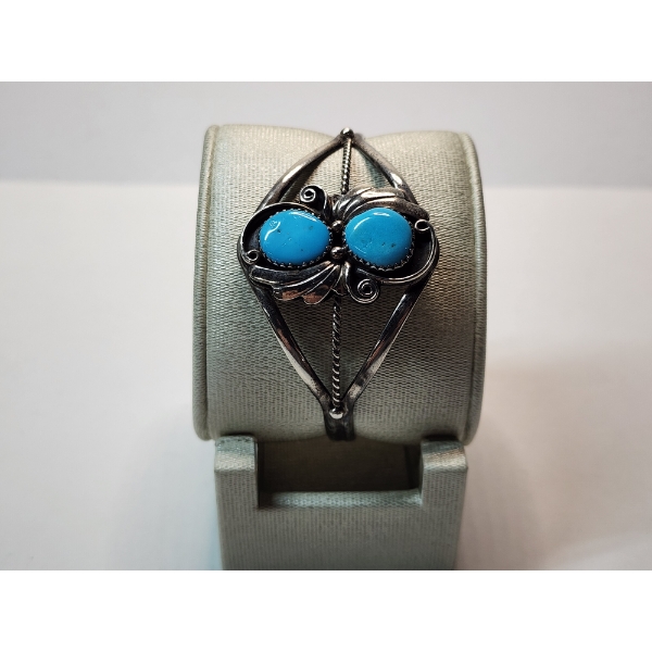 Sterling Silver Cuff Bracelet With Two Turquoise Stones - TW: 15.5g
