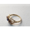 Image 3 : 10K Yellow Gold Ring with Blue-Tone Stones - Size 8 - Total Weight: 2.3g