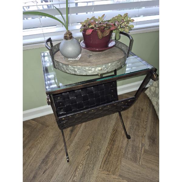 PICKUP IN NORTHFIELD - 2nd Of 2 Glass Top Metal Magazine Rack 24" Tall - 16" x 18" - Includes Plants