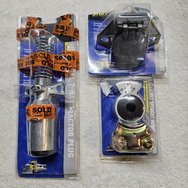 Lot of 3 Truck/Trailer Parts: 7-way Tractor Plug, a 7-way Trailer Socket and a Straight Mount Socket