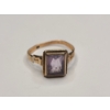 Image 1 : 10K Yellow Gold Antique Style Ring With Light Purple Gemstone (Clipped) - Weight: 1.6g