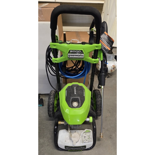 Powerful & Compact, Portable 2000 PSI Greenworks Electric Pressure Washer In Like New Condition! 