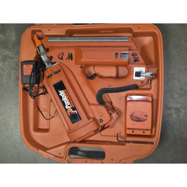 Like New! Paslode Cordless Framing Nailer
