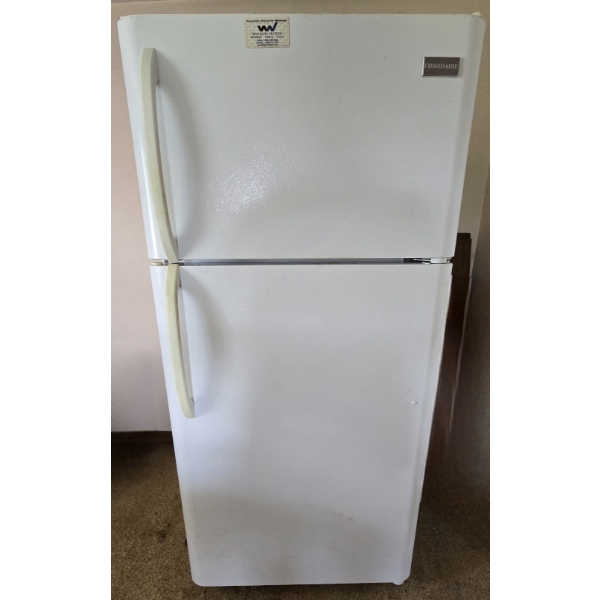 Frigidaire Fridge - Works