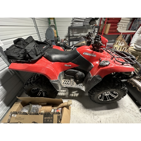 Suzuki 750 King Quad 4x4 w/ Plow, Winch, and Saddlebags