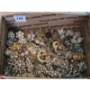Image 1 : Lot of Vintage Costume Brooches and Pins