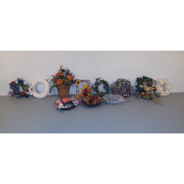 Very Large 11 Pc Holiday Wreath Group - Florals & More - See Photos