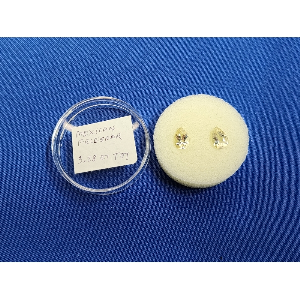 Mexican Feldspar Pair - 3.28 Carat