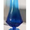 Image 5 : Excellent Condition Extraordinary Viking Glass 25'' Vintage Colonial Blue Swung Vase 