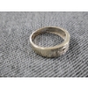 Image 5 : Stunning 14K White Gold Ring Featuring Some Small Diamonds ~ Weighing 3.7 Grams ~ Size 10