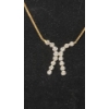 Image 2 : 14K Gold Women's Bow Style Necklace With Clear Stones - Weight: 2.4g