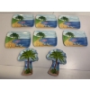 Image 1 : 8 Palm Tree Plates - Plastic - 2 in Palm Tree Shape