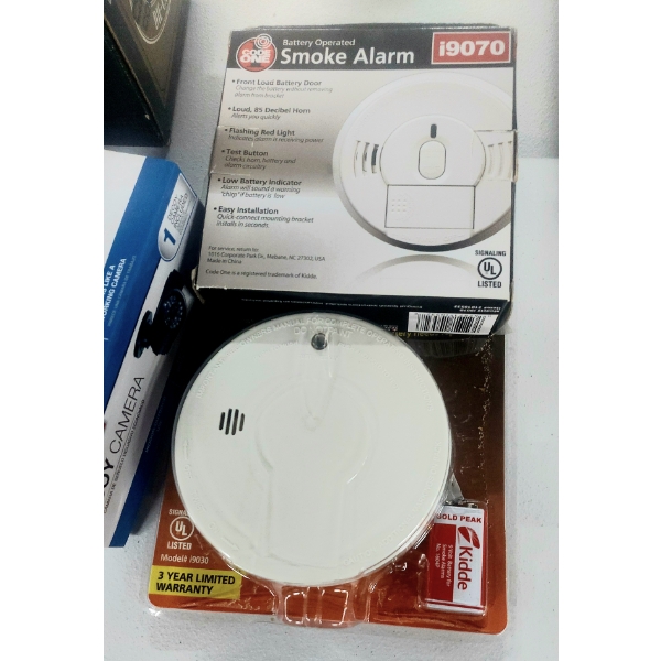 3 Pc Smoke Detectors & Decoy Camera All New In Box