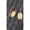 Image 9 : 14K Gold Lot Including Ring Without Stone, Earring Set & Single Earring With White Stone