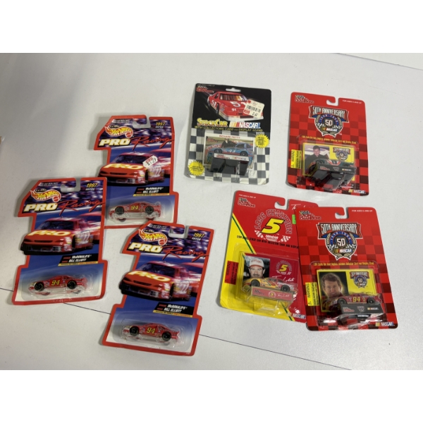 New in Box Diecast Cars - Hot Wheels Pro Racing (3) - Bill Elliott - 1996 Champion Terry Labonte