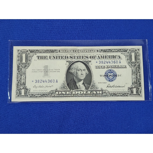 United States Series 1957 $1 Silver Certificate *STAR NOTE* - Choice Uncirculated 
