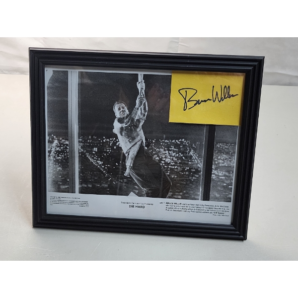 1988 Bruce Willis "Die Hard" Poster 8x10 and Autograph