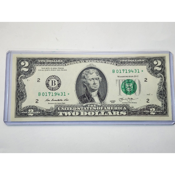 United States Series 2013 $2 Bill - *STAR NOTE* SN: B01719431 - In Protective Holder