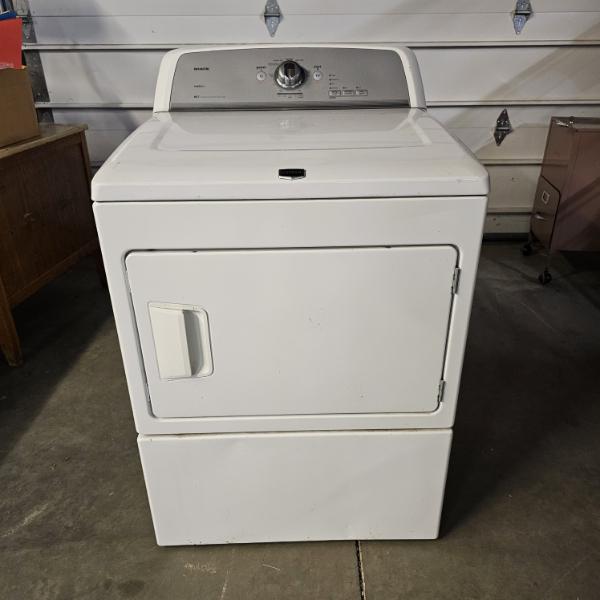 Maytag Bravos MEDX500XW0 Electric Dryer With IntelliDry And Maytag Commercial Technology (36x27")