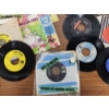 Image 4 : Lot of Assorted 7in Vinyl Records Including Alice in Wonderland, Neil Diamond, The Cuff Links & More