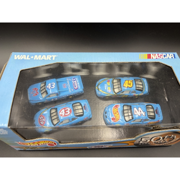 Hot Wheels racing Cars in Sealed Box - 50th Anniversary of Petty Racing - Nascar -1999
