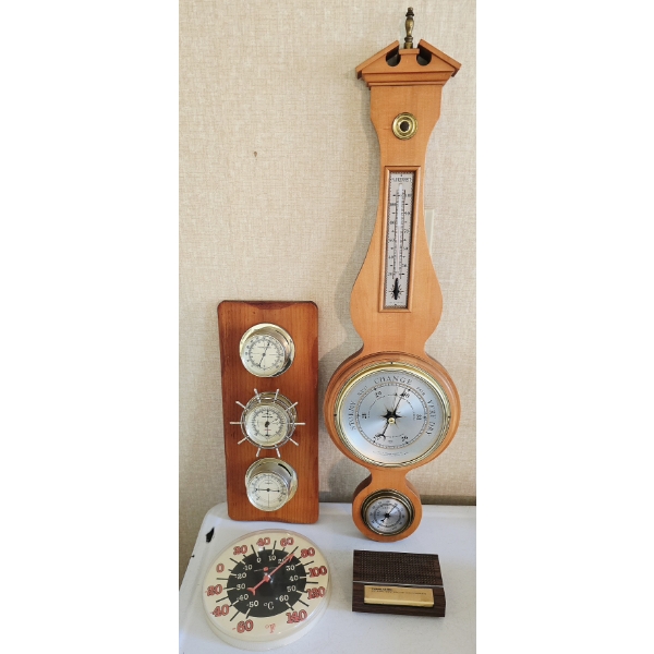 2 Barometers, Thermometer and Working Weather Radio