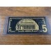 Image 2 : Lincoln $5 Collector Gold Foil .999999 - 24K Gold Note In Protective Holder - Mint Condition