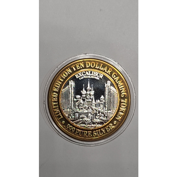 Limited Edition Excalibur Las Vegas $10 Casino Gaming Token With .999 Fine Silver Center 