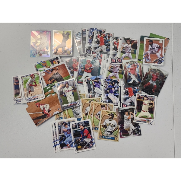 Nice Large Lot of Assorted Baseball Trading Cards Including Chrome, Futurist, Topps, Bowman