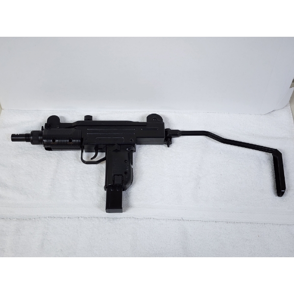 Mini UZI Airsoft Gun With Clip ~ UNTESTED