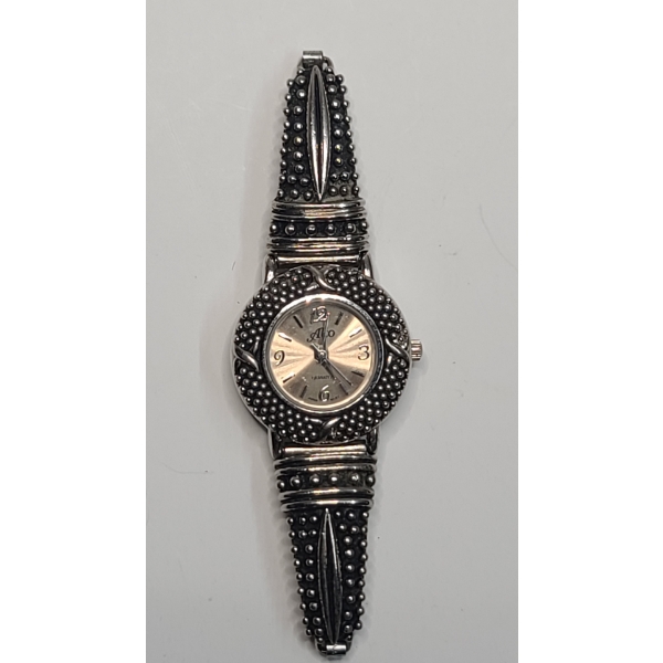 Stunning Vintage Alto Lady Japan Movt Ornate Silver Tone Round Faced Analog Quartz Watch 