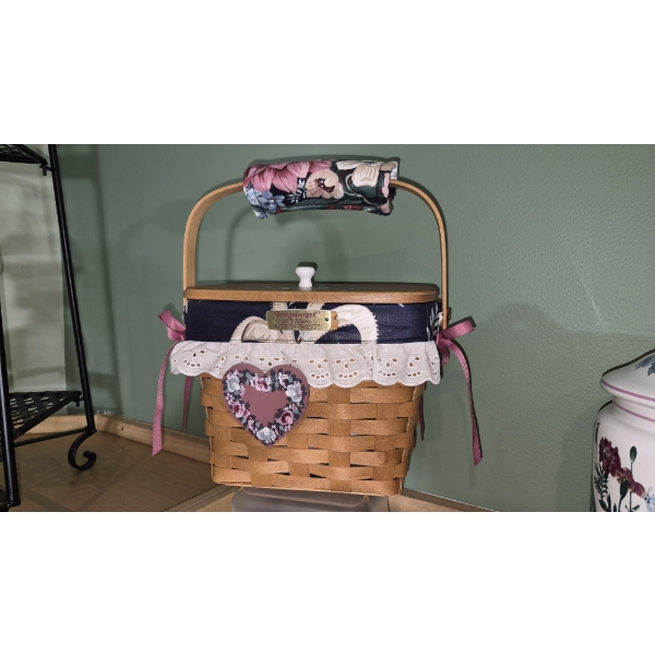 PICKUP IN NORTHFIELD - Fine Longaberger Basket As Shown - See Pics