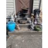 Image 1 : Yard Decor and Planters