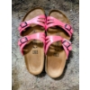 Image 1 : Pink Like New Size 42 Birkenstocks