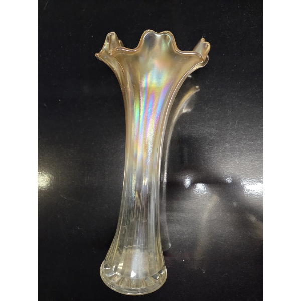Fabulous Condition 11'' Pearlescent Gorgeous Vintage Carnival Glass Vase 