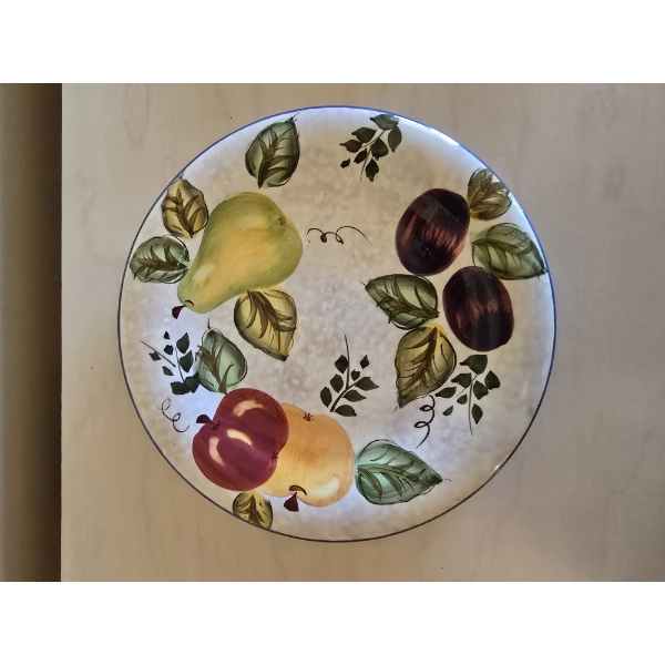 3 Plate Wall Hanger with Plates and Additional Fruit Plate - 40"