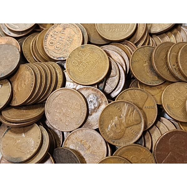 LARGE Collection of Around 400 Assorted United States Lincoln Pennies ~ Mostly Wheats!