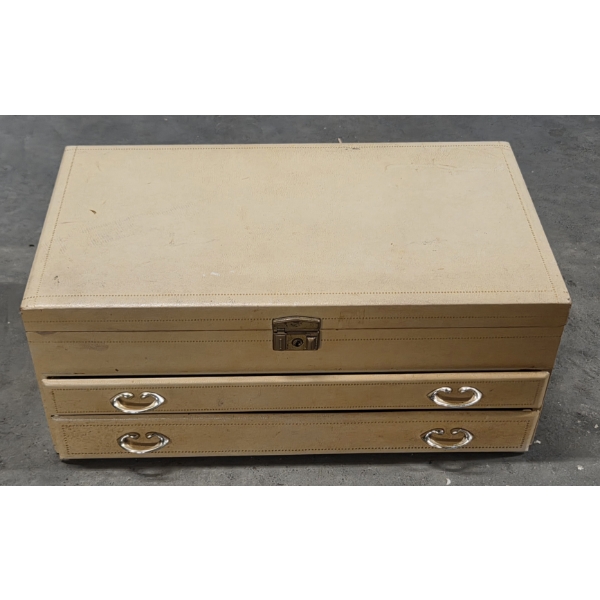 Vintage Jewelry Box With Fabulous Costume Jewelry Collection 