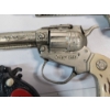Image 10 : Lot of Vintage Cap Guns with Holsters, Roll & Bang Caps, Photo - Good Condition