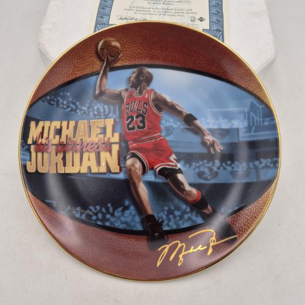 MICHAEL JORDAN 8" BRADFORD EXCHANGE  "6 TIME NBA CHAMP" - MINT IN ORIG PACKG