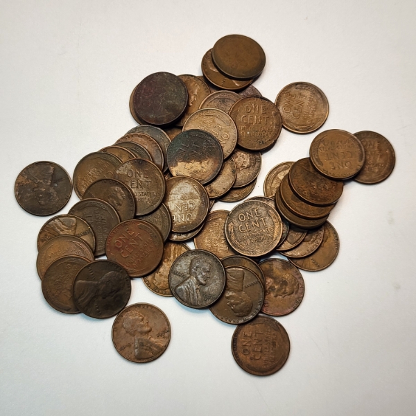 Small Jar of Assorted U.S. Lincoln Cents - FV: $0.57