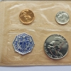 Image 2 : United States Mint 1958 Silver Proof Set - Includes 90% Silver Half Dollar, Quarter, & Dime! 